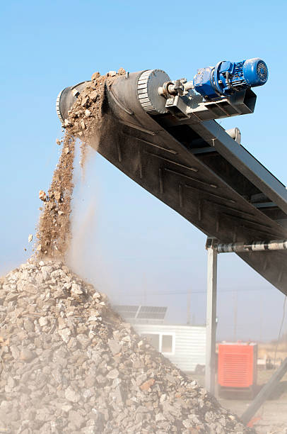 640+ Stone Crusher Machine Stock Photos, Pictures & Royalty-Free Images -  iStock