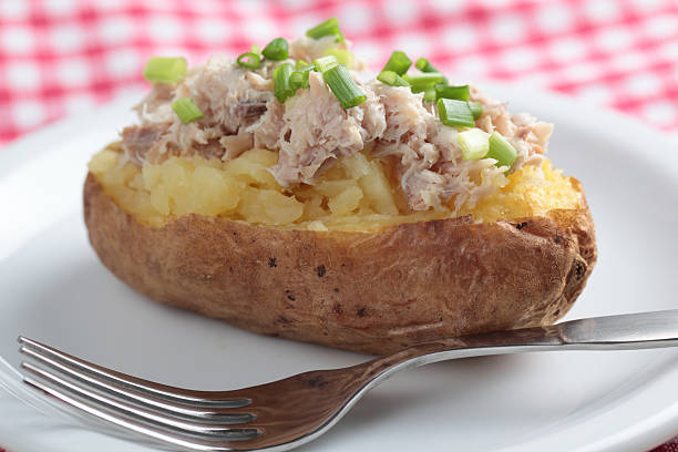 istock Baked potato with tuna salad 177132378