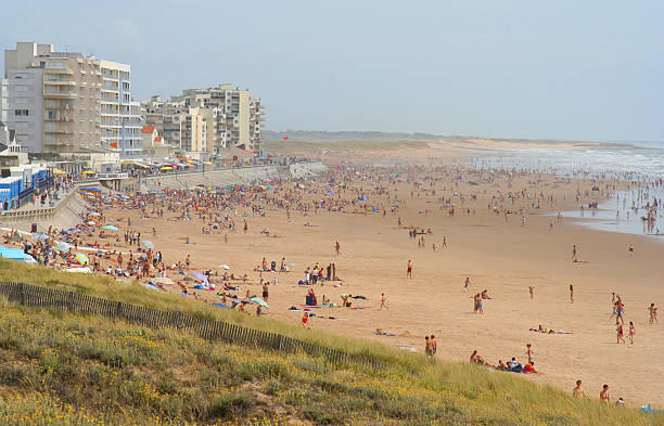 istock beach of Saint Gilles Croix de Vie 177133202