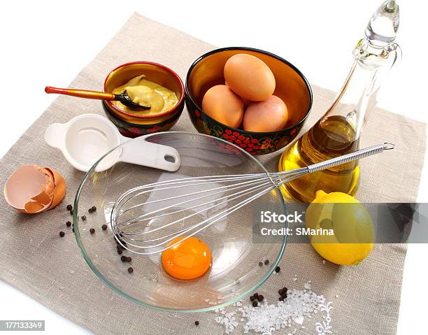 Foto de Produtos Para Casa Preparação De Maionese e mais fotos de stock de Batedor de Ovos de Metal - Batedor de Ovos de Metal, Branco, Comida