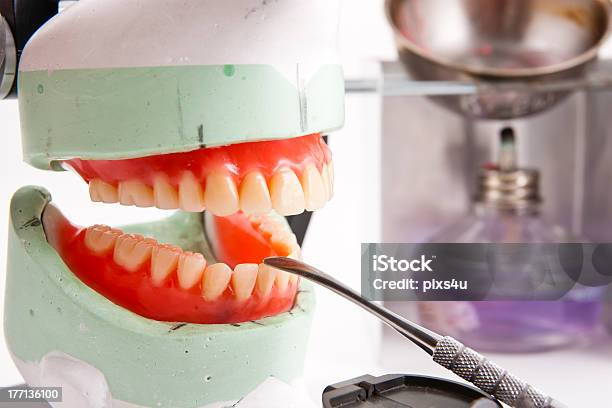 치아용 실험실 Articulator 및 장비 대한 의치 건강관리와 의술에 대한 스톡 사진 및 기타 이미지 - 건강관리와 의술, 녹기, 보철 장비