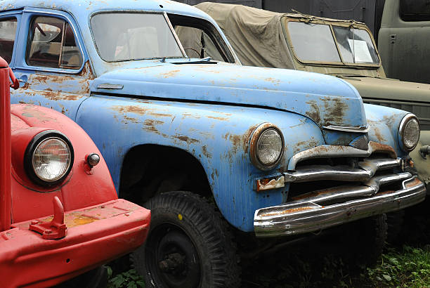 vintage zardzewiały samochód - car old rusty scrap metal zdjęcia i obrazy z banku zdjęć