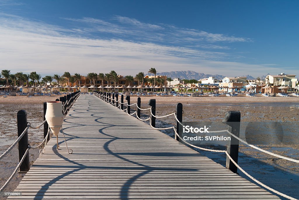 Pier da manhã. - Foto de stock de Atividades de Fins de Semana royalty-free