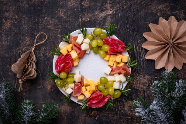 istock Appetizers in shape of Christmas wreath 1771468844