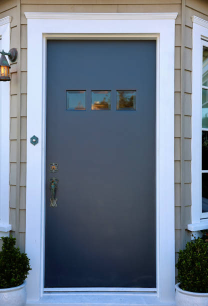 istock Modern front door on a vintage beach bungalow 1771501534
