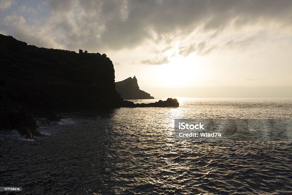 Alba sull'isola di Madeira - Foto stock royalty-free di Acqua