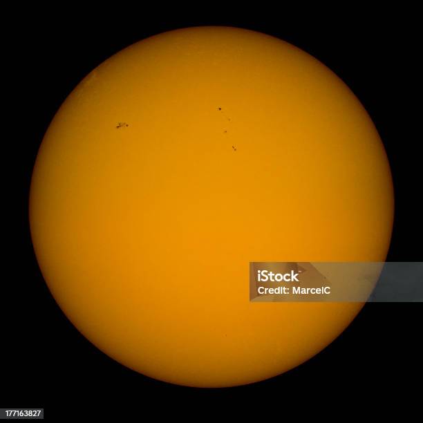 Słońce Sunspots Widoczny Na Powierzchni - zdjęcia stockowe i więcej obrazów Astronomia - Astronomia, Badania, Bez ludzi