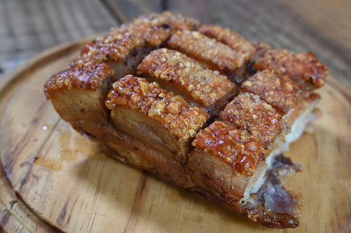 crackling, fried pork skin pururuca, pork pancetta brazilian food
crunchy, unhealthy fatty food macro image