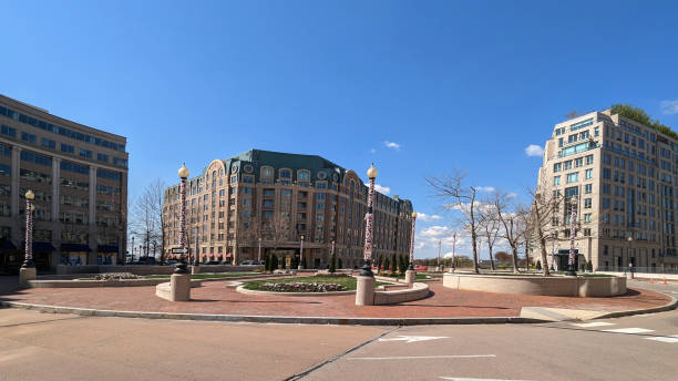 istock Beautiful spring day in Washington DC, USA 1771742560