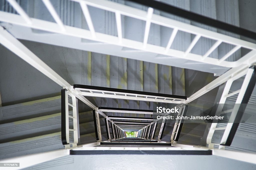 Лестницы - Стоковые фото Абстрактный роялти-фри