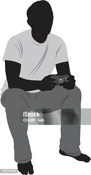 Silhueta De Um Homem Jogando Jogos De Vídeo - Arte vetorial de stock e mais imagens de Jogador de videojogo - Jogador de videojogo, Silhueta, Adulto