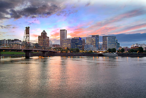 istock Portland Oregon Skyline at Sunset 177195231