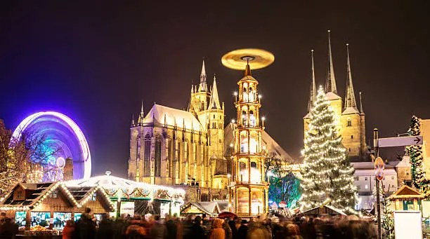 The beautiful Domplatz hosting Erfurt´s traditional Christmas Market.