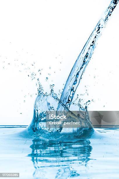 Foto de Água Splash e mais fotos de stock de Azul - Azul, Bebida, Bebida gelada