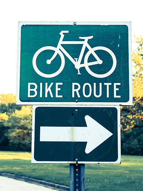 istock Bike Route Sign 177206530