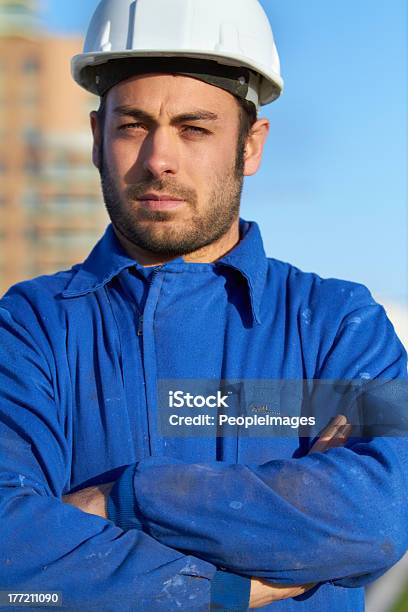 Construção É Onde For Bem Sucedida - Fotografias de stock e mais imagens de Azul - Azul, Braços Cruzados, Homens