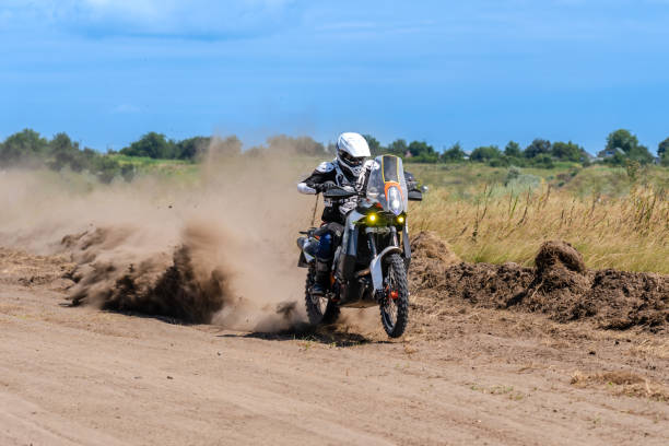 istock Motocross rider riding on extreme dust track 1772152973