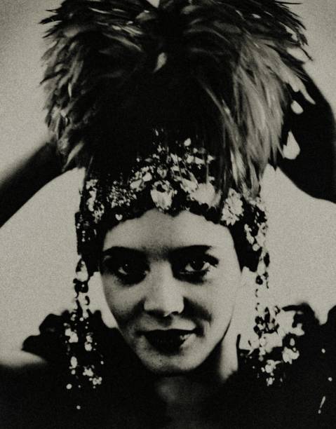 The Showgirl. Portrait of a female cabaret artist. vintage of burlesque dancers stock pictures, royalty-free photos & images