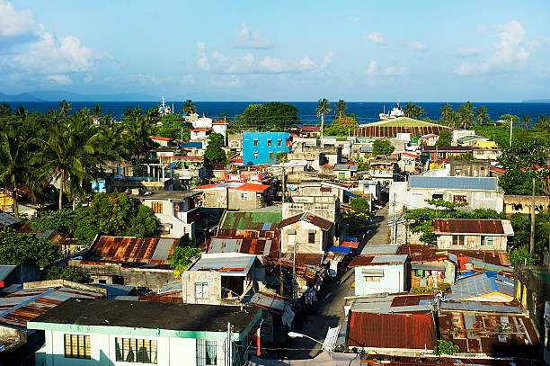 filippine slums - bicol foto e immagini stock