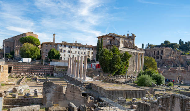 istock Forum historical landmarks of Rome 1772357328