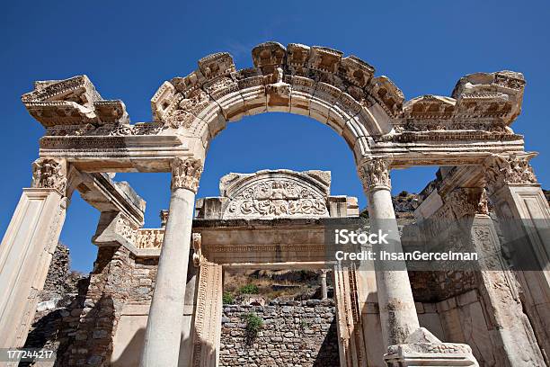 Hadriantempel Ephesos Stockfoto und mehr Bilder von Antike Kultur - Antike Kultur, Architektonische Säule, Archäologie