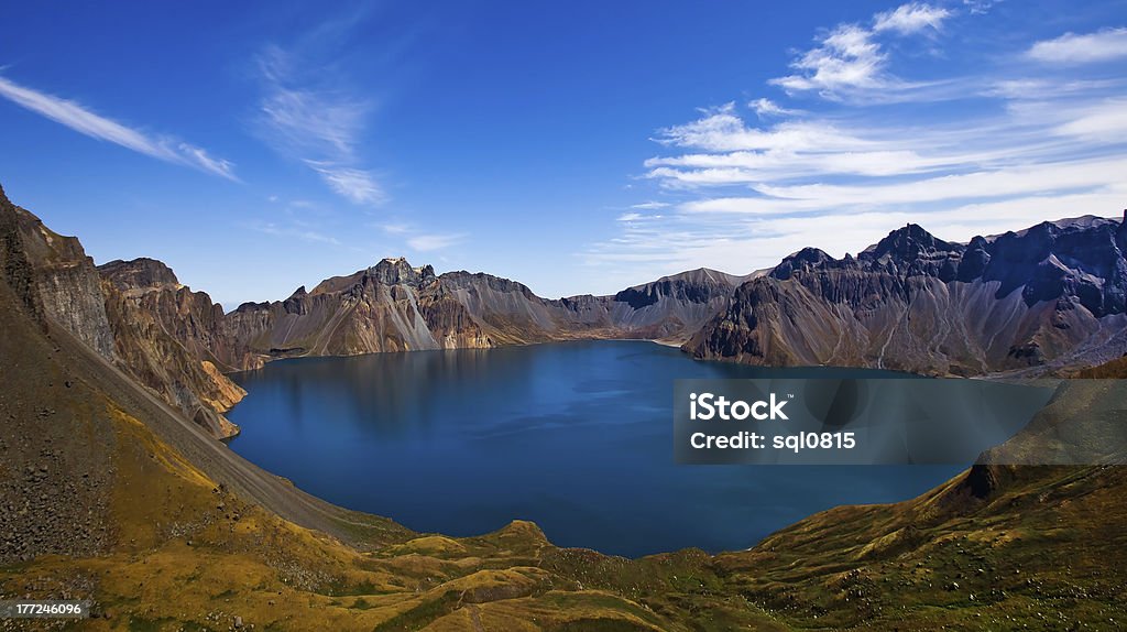 Lago del paradiso di montagna di Changbai intervallo - Foto stock royalty-free di Acqua