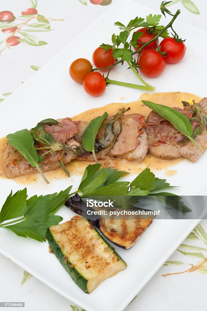 Saltimbocca alla romana - Foto de stock de Abobrinha royalty-free