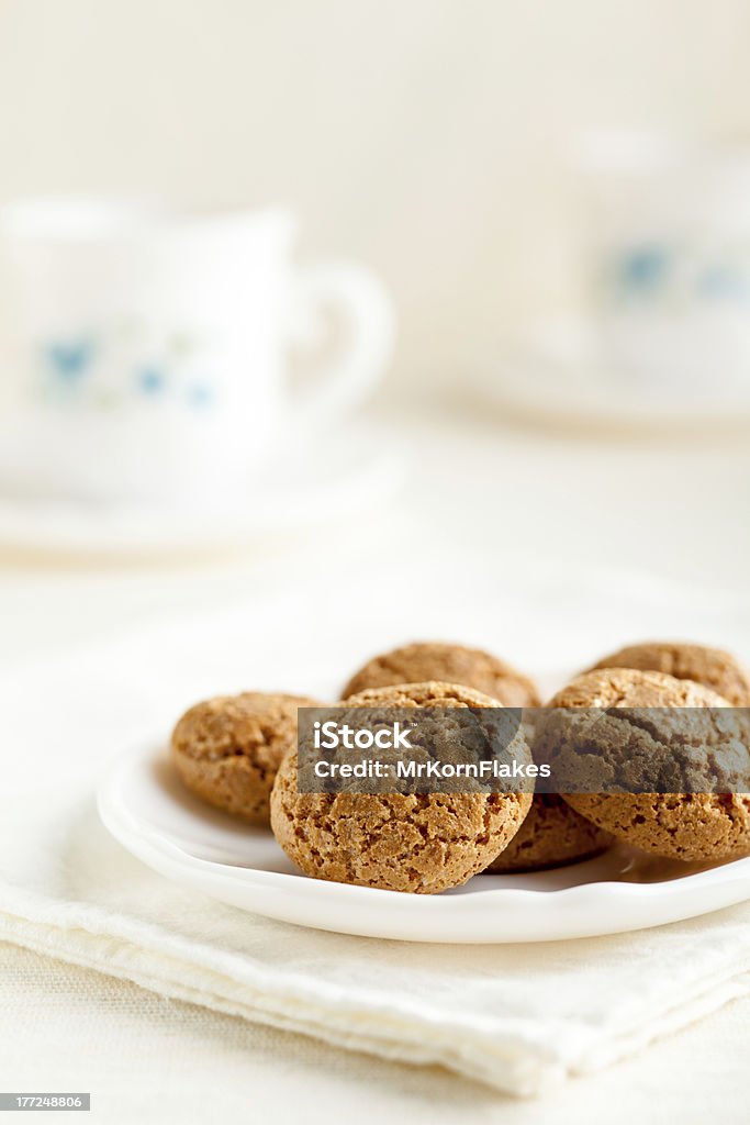 Amaretti - Foto stock royalty-free di Alimentazione non salutare