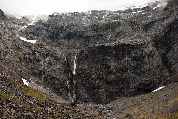 istock Fiordlands landscape 177251391