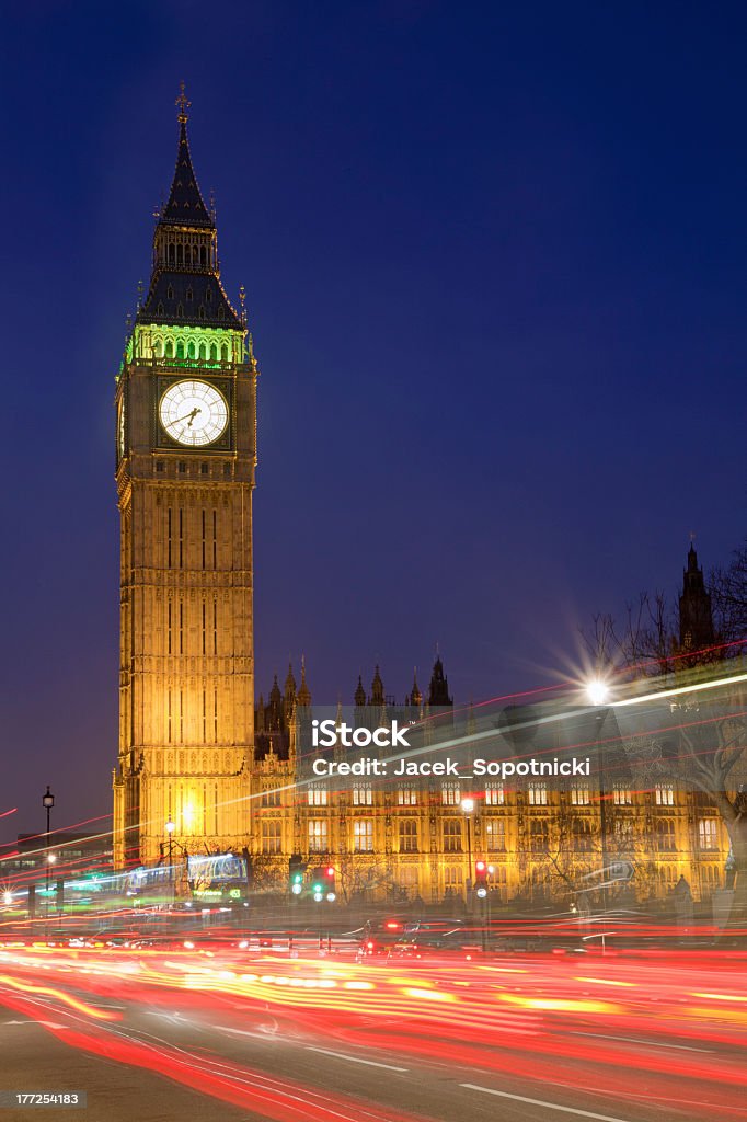 Casas do Parlamento e o Big Ben, na noite, Londres - Foto de stock de Arquitetura royalty-free