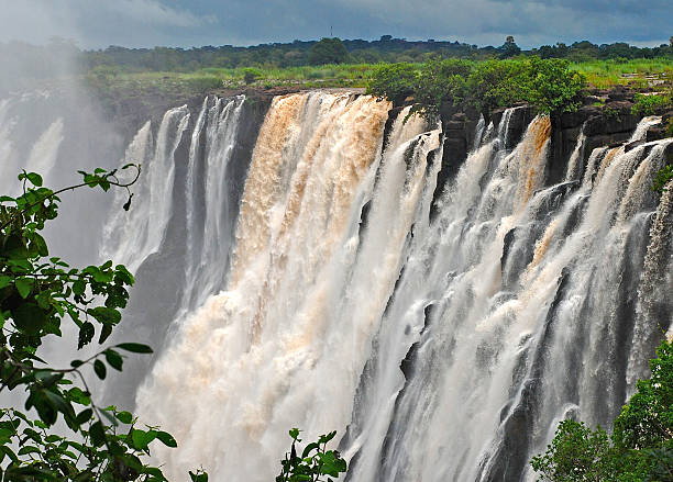 istock majestic view with Victoria falls(South Africa) 177256276