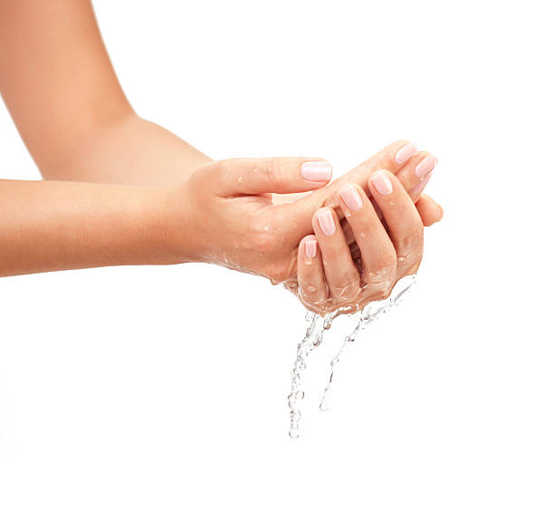lavarsi le mani - fingernail human finger clean human thumb foto e immagini stock