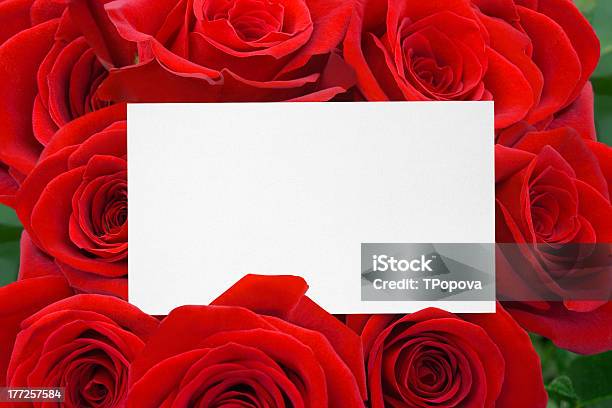 Carta Carta E Rose Bouquet - Fotografie stock e altre immagini di Amore - Amore, Bianco, Bouquet