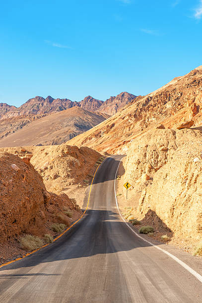 istock Road crossing Death Valley under the sun 177258823