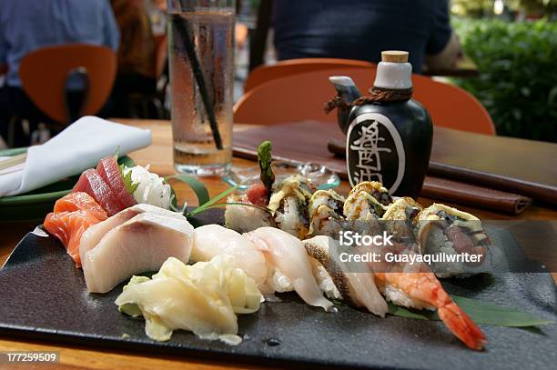 Sashimi - Fotografie stock e altre immagini di Alimentazione sana - Alimentazione sana, Asia, Avocado