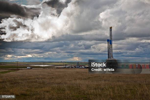 Foto de Nd Plataforma De Perfuração e mais fotos de stock de Plataforma Marítima - Plataforma Marítima, Indústria Petrolífera, Índio Americano