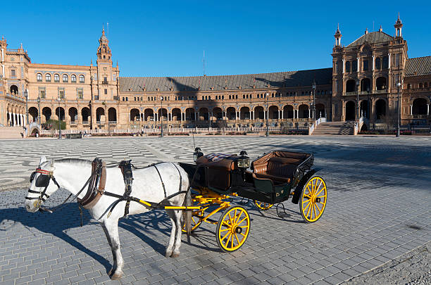 sevilla - plaza de espana seville spain parque maria luisa stock-fotos und bilder