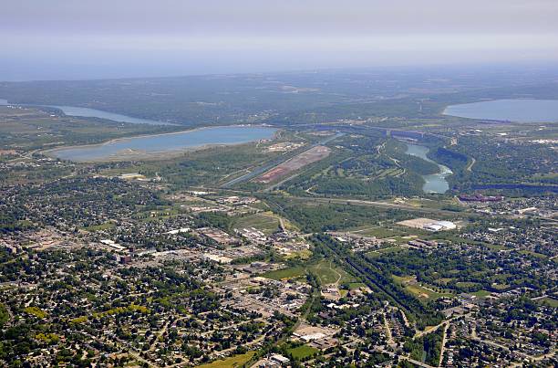 istock Niagara Falls East, aerial 177267180