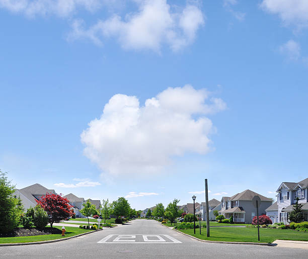 istock Suburban Neighborhood 20 MPH Speed Limit 177268961