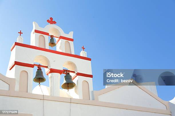 Igreja Bellssantorini Motivação Xxxl - Fotografias de stock e mais imagens de Branco - Branco, Fotografia - Imagem, Grécia