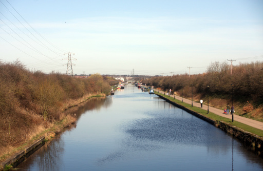 Aire & Calder Navigation lokking towards Stanely Ferry