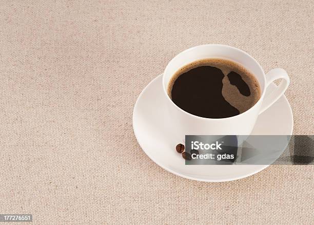 인명별 컵 충원됨 신선한 블랙 커피 0명에 대한 스톡 사진 및 기타 이미지 - 0명, 갈색, 단일 객체