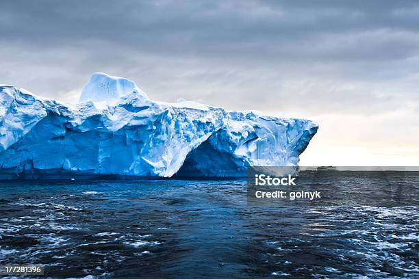 남극 빙산 0명에 대한 스톡 사진 및 기타 이미지 - 0명, 겨울, 경관