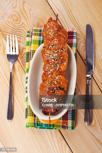 La Carne Spiedino Spiedo - Fotografie stock e altre immagini di A quadri - A quadri, Alla griglia, Aromaterapia