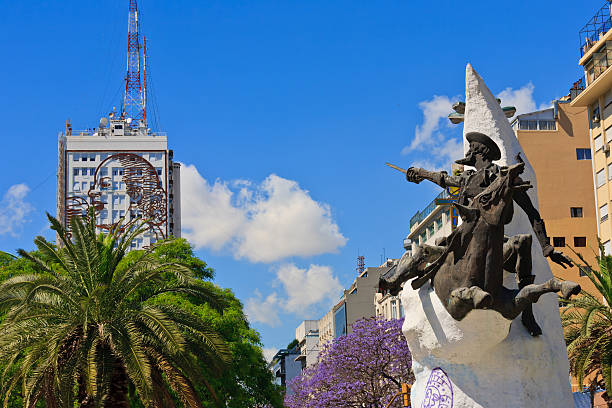 The Mayo Pyramid (Pirámide de Mayo) stands proudly in the heart of Plaza de Mayo, one of Buenos Aires' most significant and historic squares. Erected in 1811, the pyramid was built to commemorate Argentina’s May Revolution of 1810, a key event in the country’s fight for independence.