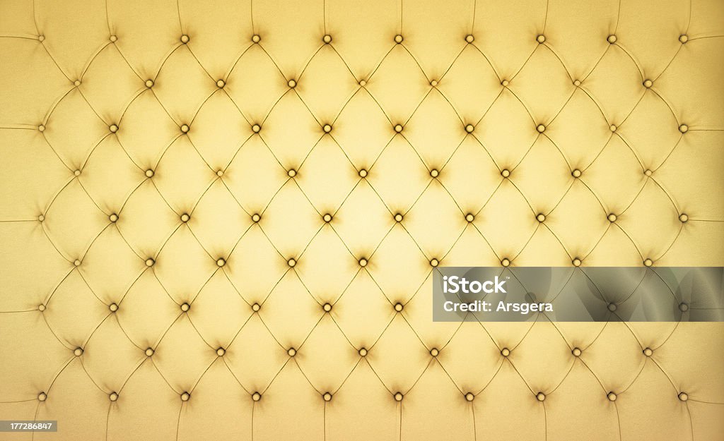 De luxo bege couro abotoado padrão - Foto de stock de Sofá royalty-free