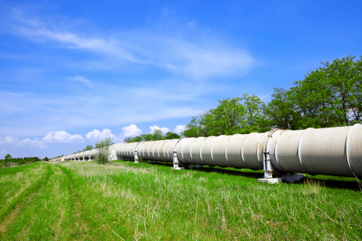 Industrial pipe with fuel gas and oil