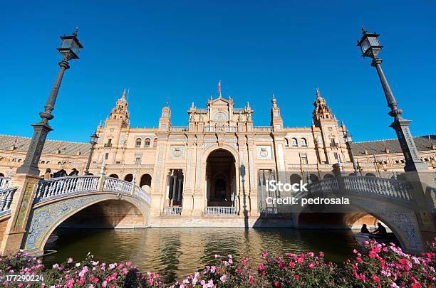 Sevilla Stockfoto und mehr Bilder von Andalusien - Andalusien, Architektur, Außenaufnahme von Gebäuden