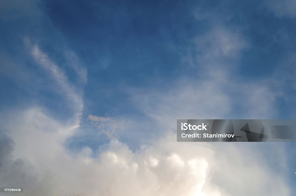 Dramatische Wolken - Lizenzfrei Bedrohung Stock-Foto
