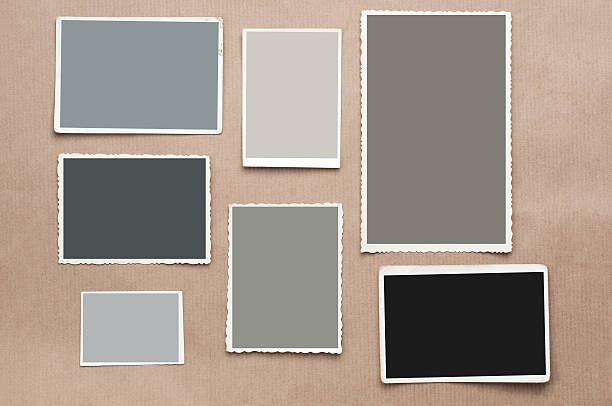 istock Set  old, blank picture on gray cardboard background 177293056